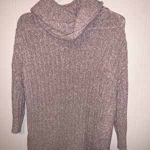 Turtle neck sweater